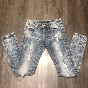 Seduction Sirens destroyed jeans